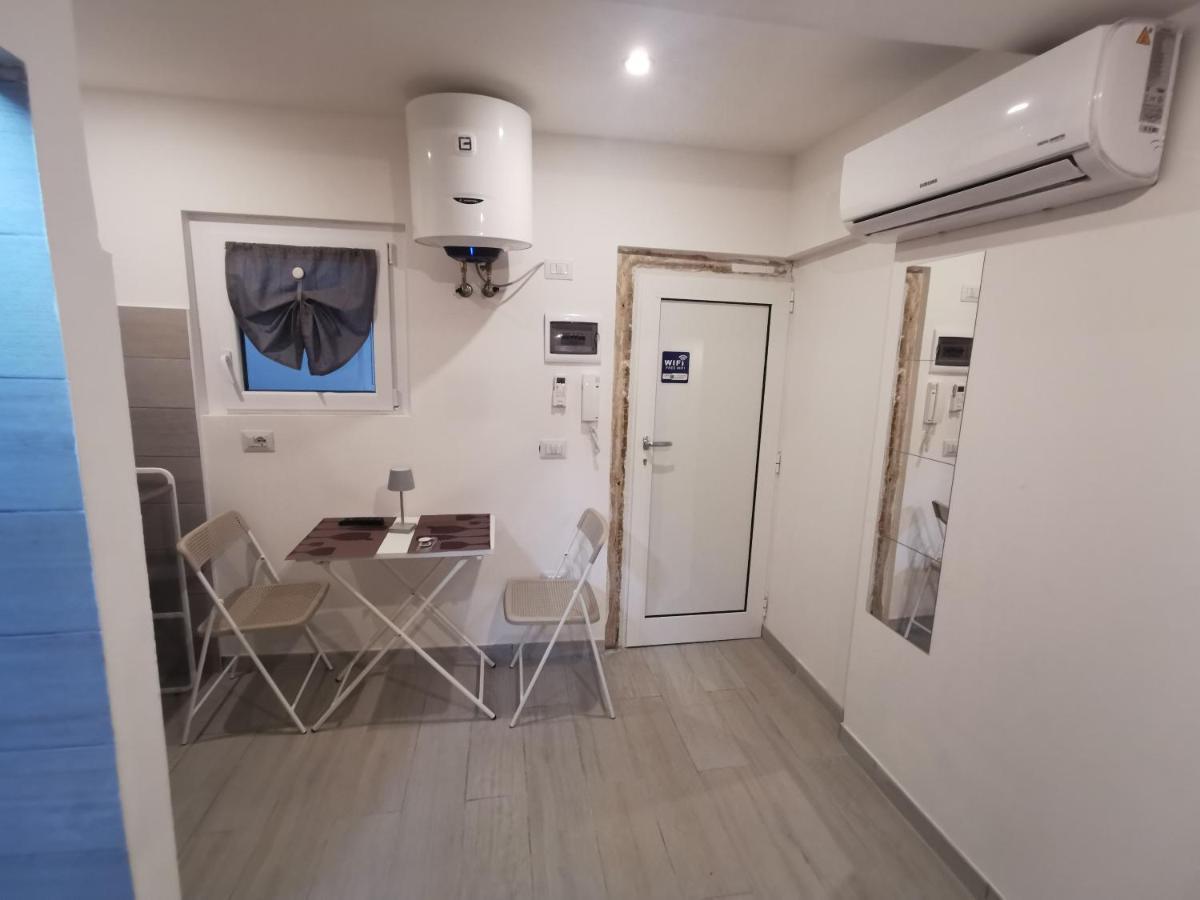 Alle Mansarde Parma Buitenkant foto