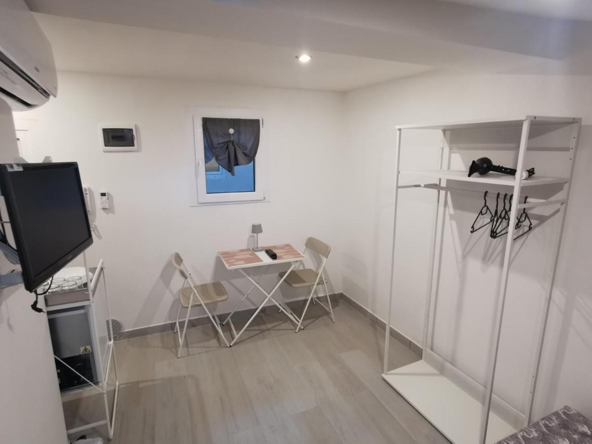 Alle Mansarde Parma Buitenkant foto